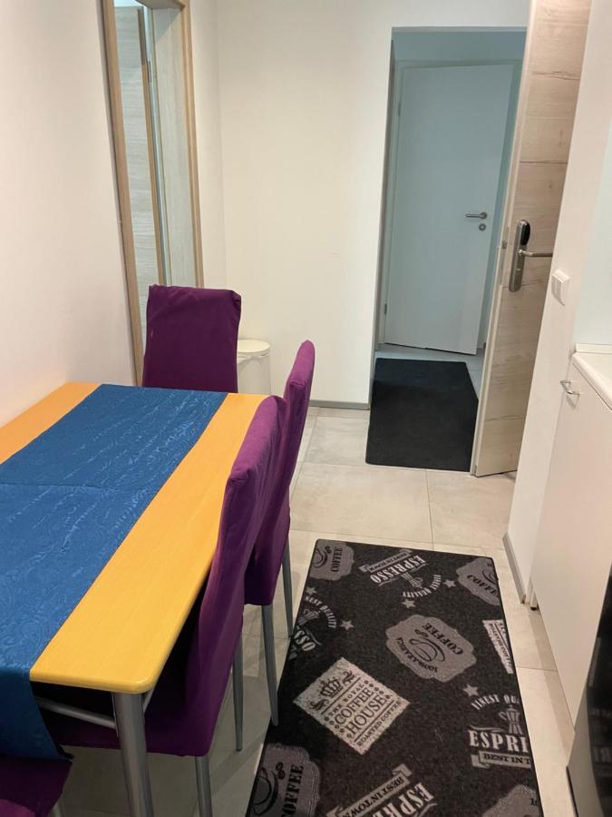 Gaestehaus Uezel Friedrichshafen Bagian luar foto