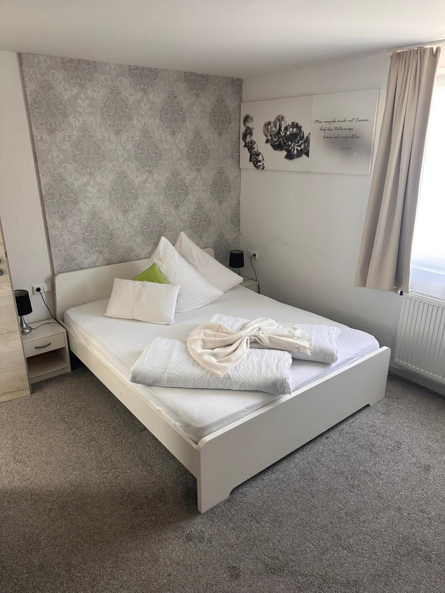 Gaestehaus Uezel Friedrichshafen Bagian luar foto